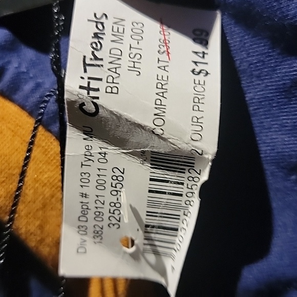 Men's size medium - Picture 2 of 6